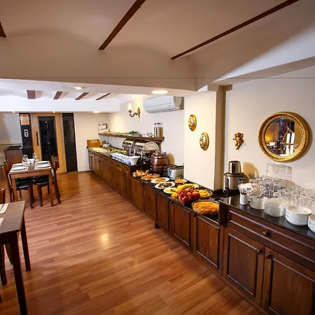 Tahir Aga Konagi Hotel 4*