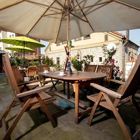 Hotel Tahir Aga Konagi 4*