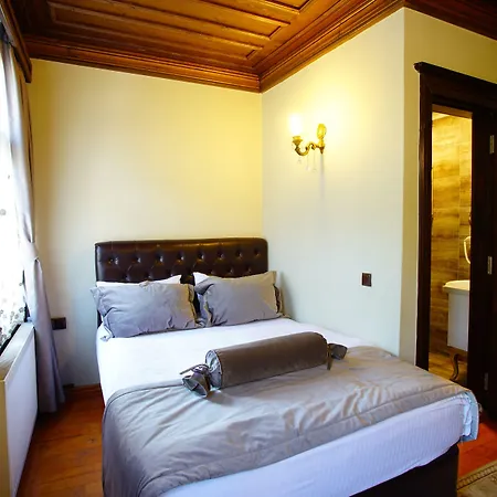 Tahir Aga Konagi Hotel 4*