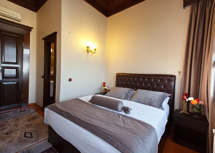 Tahir Aga Konagi Hotel 4*