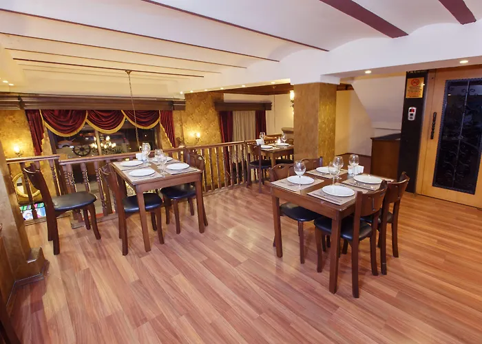 Hotel Tahir Aga Konagi 4*